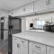 Coastal Retreat - 2BR Condo - 4-Min Walk to Beach condo - ميرتل بيتش