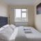 Modern 4 bedroom house in Heathrow, London - Stanwell