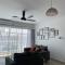 Bunga Home with swimming pool access - Lahad Datu