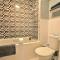 2 Bedroom Flat near Heathrow airport - Yiewsley