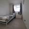 2 Bedroom Flat near Heathrow airport - Yiewsley