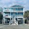 Beach Crew at Holden Beach - هولدن بيتش