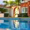 CARIBBEAN RAINBOW APARTMENTS WITH POOL - Beach, Bars & Services close by - Punta Cana