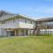 Avalon - waterfront home with fireplace and screened porch - Deep Hole