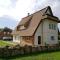 Reethaus Strandgut - geräumiges FH, 5 Schlafzimmer, Sauna und 3 Terrassen, Balkon