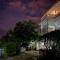 FOUR-G Home Stay & Komodo Tour FOUR-G Home Stay & Komodo Tour