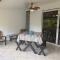 Fare Ara Location Huahine