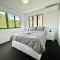 Kangaroo Point Stay - Being Everywhere at Once! Spacious 3 bedroom apartment, central location! Free carpark - بريزبين