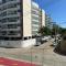 Studio pé na areia, vista, internet e ar - 马卡埃
