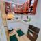 2 bedroom Trees Residences w PS4, mini billards - 马尼拉