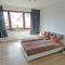 oberes Apartment Sonnenschein