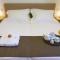 Ikia Luxury Homes