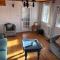 Cosy Lakeside Chalet With Option to add Private Hot Tub - Duneena