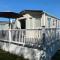 2 Bed Static Caravan sleeps 6 Saxmunham - Saxmundham