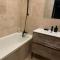 BY NEPTUNE - Appartement BALI Jacuzzi - 布瓦西圣雷热