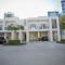 Luxury 2 bedroom villa pool beach gym access