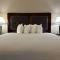 Quality Inn & Suites Everett - إيفريت