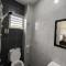 Putera Indah Homestay Batu Pahat 13 pax by Ngio - Batu Pahat