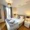 Blue Sky Apartments@Guildford Town Centre