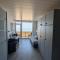 Modern studio direct Seaview & free parking