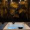 Hostel Tron