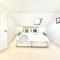 Luxury Smugglers Cottage in the Heart of Inveraray Sleeps 4 in 2 Bedrooms