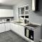 5 EnSuite Bedroom Home Near Heathrow & Business Hubs Ideal for Contractors! - Northolt