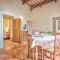 Piccola Corte - Together in Tuscany