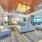 Holiday Inn Express & Suites Houston SW - Medical Ctr Area