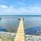Grandview - Pet friendly, Waterfront home with dock! - Deep Hole