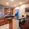 High Floor StripView Balcony 1BDR & JetBath - لاس فيغاس