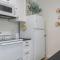 Private Hot Tub & Dundee Charm Close to Attractions - أوماها