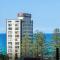 Surfers Paradise 2 Bed Great Views Pool