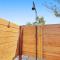Cowboy Tub in Joshua Tree Open to 30 plus day Stays - Joshua Tree