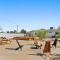 Cowboy Tub in Joshua Tree Open to 30 plus day Stays - Joshua Tree