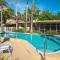 Sunset and Beach view apartment 402 - لونغبوت كي