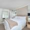 Oceanview Private Condo at 1 Hotel & Homes -1040