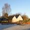Houses and group room, close to nature reserve - Bant
