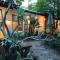 Baan Hotelier Resort