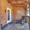 Sevierville Cabin with Deck Minutes to Pigeon Forge - سيفيرفيل