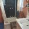 Woiworung Cottage-BYO bed linen and towels-NO WIFI- take a step back in time