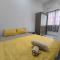 Putera Indah Homestay Batu Pahat 13 pax by Ngio - Batu Pahat