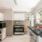 Ocean Villa in Brenton-on-Sea with pool - Brenton-on-Sea