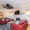 Charming 3 BR North End Beach Cottage One Block to the Beach Private Parking Private Backyard 1478 - فرجينيا بيتش