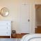 Charming 3 BR North End Beach Cottage One Block to the Beach Private Parking Private Backyard 1478 - فرجينيا بيتش