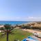 Beachfront Luxury Villa Glory