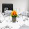 Alt-Stay Leeds, M621 Junction 1 - Free Parking & Fast Wi-Fi - Fussball Table - Master En-suite - Idea For Contractors & Long Stays