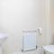 Alt-Stay Wakefield, Pinderfields General Hospital - 2x En-suites & King Size Beds - Parking - Fast Wi-Fi - Ideal For Contractors & Long Stays