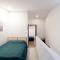 Central Perks - Cute, Cozy, Convenient 1 Min from Beach - Лимасол