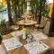 Hotel Les Jardins Carol